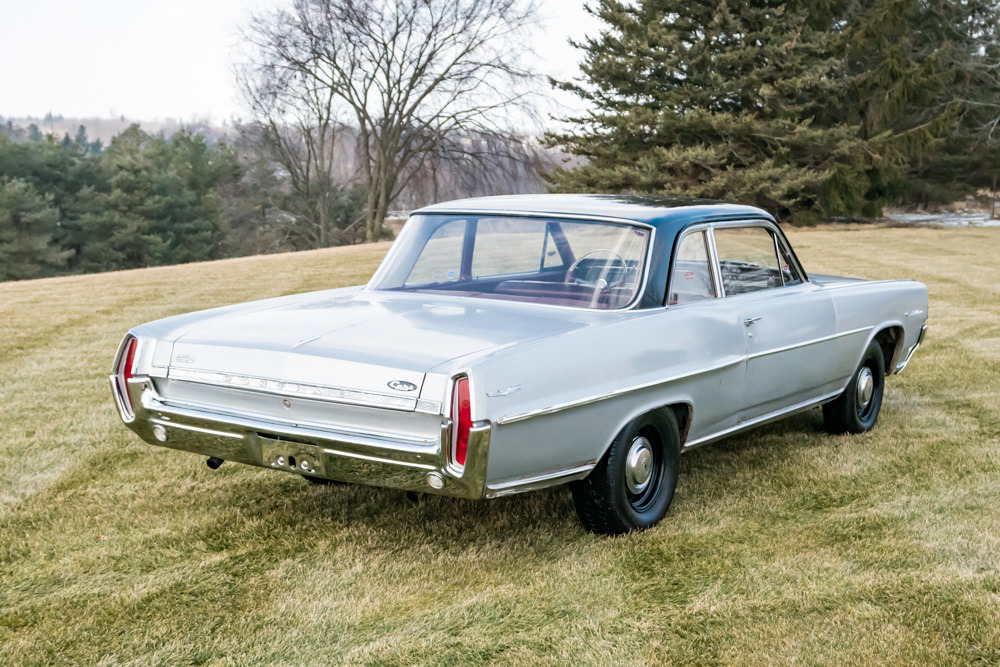 1964 PONTIAC CATALINA - Rear 3/4 - 230167