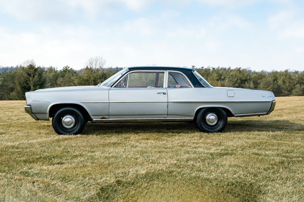 1964 PONTIAC CATALINA - Side Profile - 230167