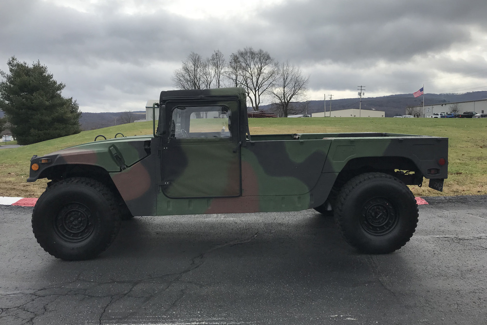 1989 AM GENERAL M998 PICKUP - Side Profile - 230194
