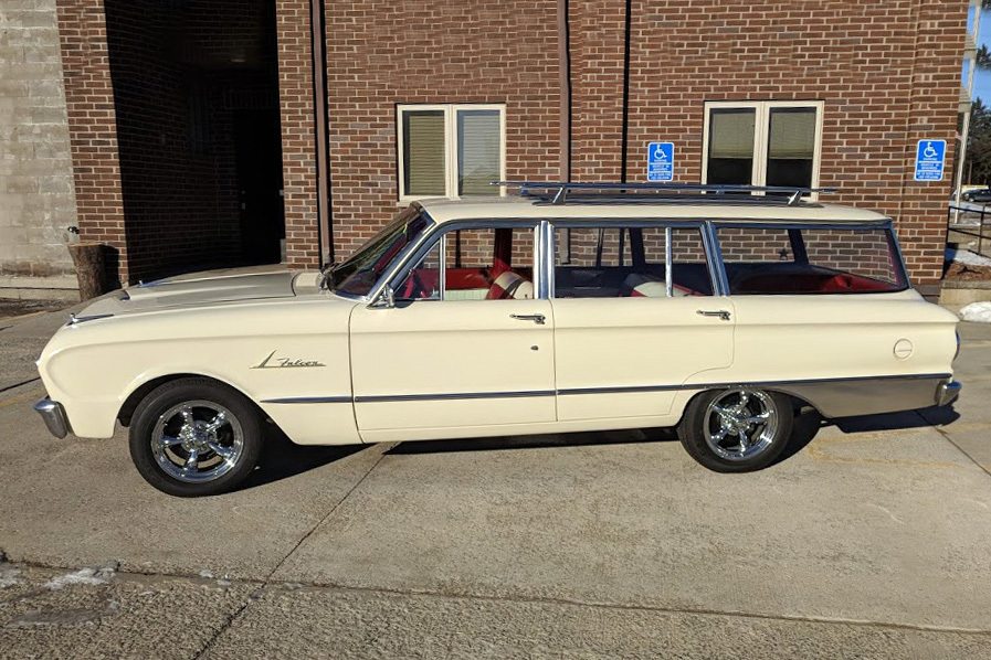 1962 FORD FALCON SQUIRE WAGON - Side Profile - 230199