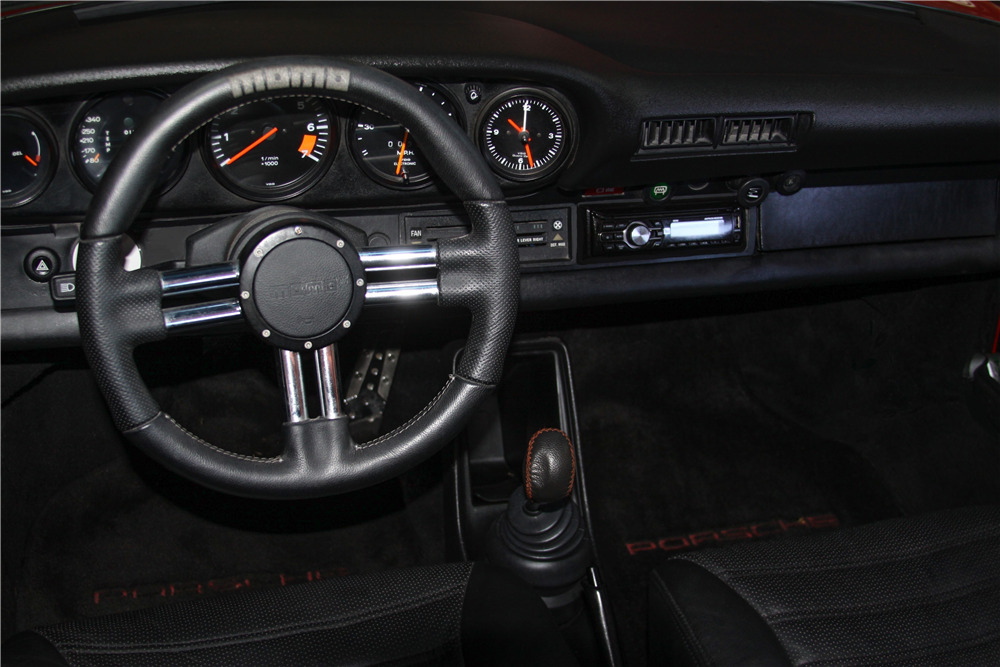 1977 PORSCHE 911 TARGA - Interior - 230218