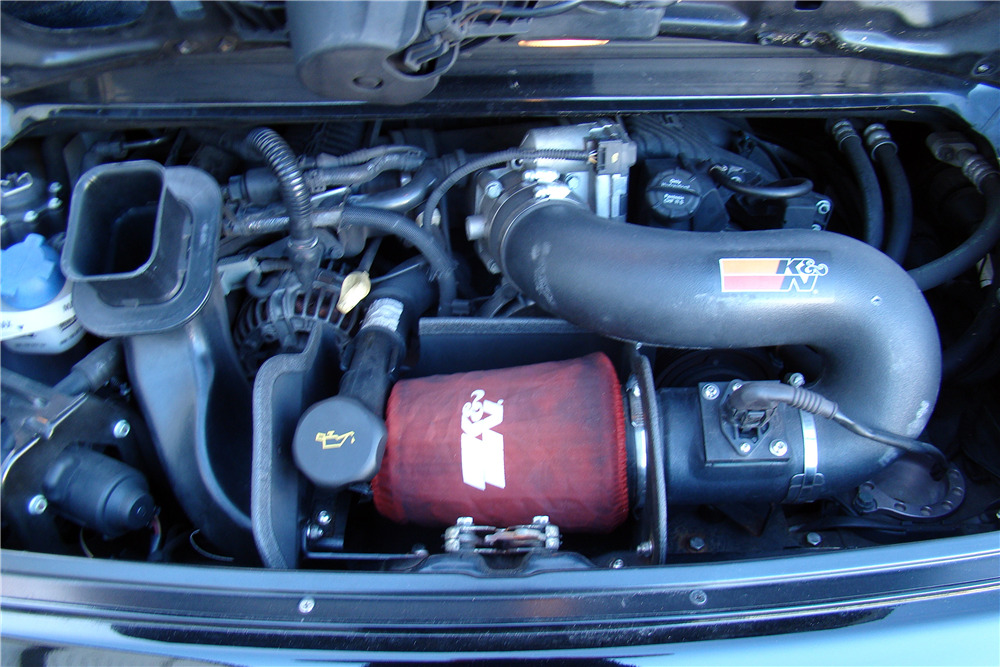 2002 PORSCHE 911 CARRERA 4 CONVERTIBLE - Engine - 230299