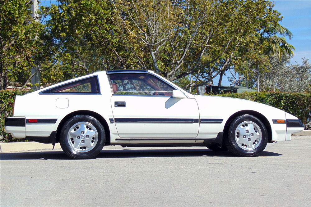 1985 NISSAN 300ZX - Side Profile - 230316