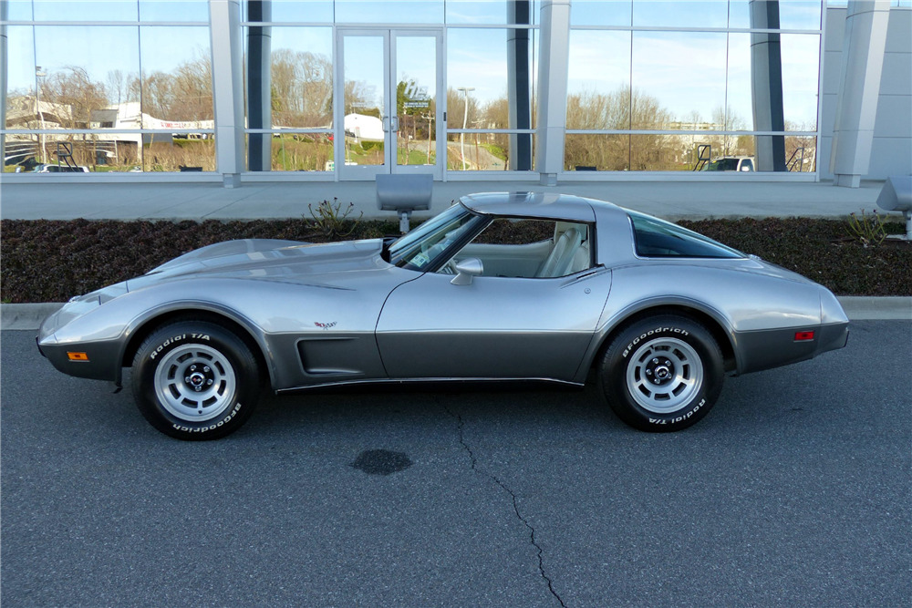 1978 CHEVROLET CORVETTE 25TH ANNIVERSARY EDITION - Side Profile - 230321