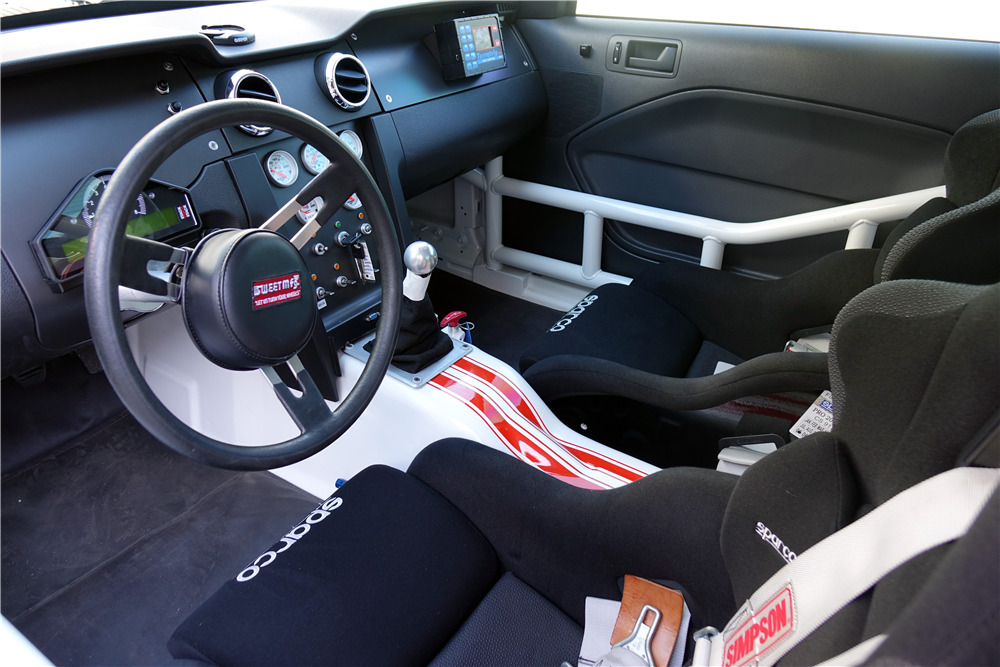 2006 FORD MUSTANG GT-R CUSTOM COUPE - Interior - 230349