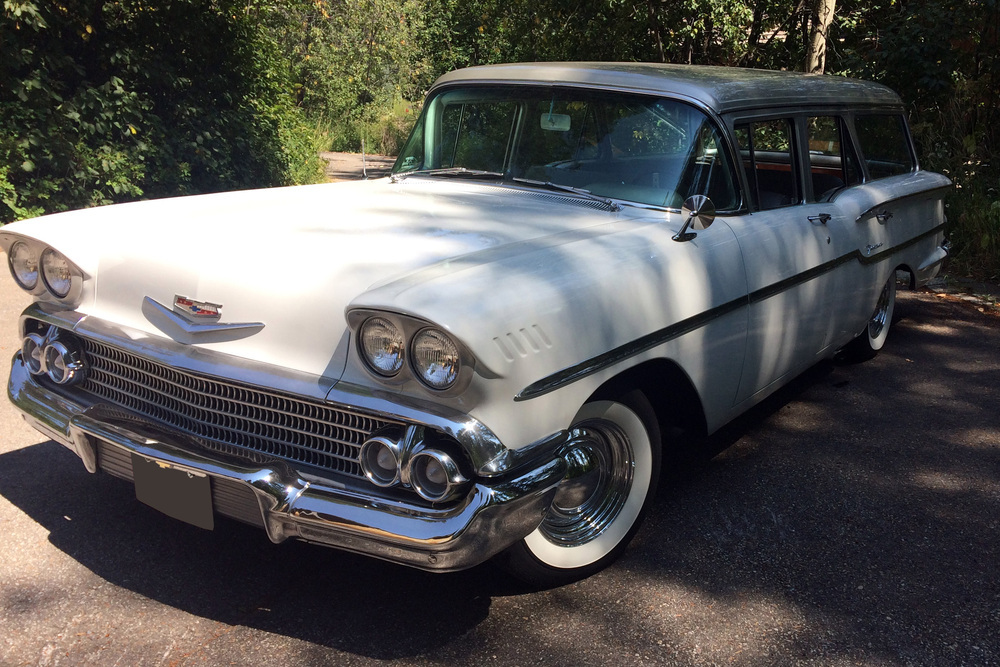 1958 CHEVROLET YEOMAN CUSTOM STATION WAGON - Front 3/4 - 230361