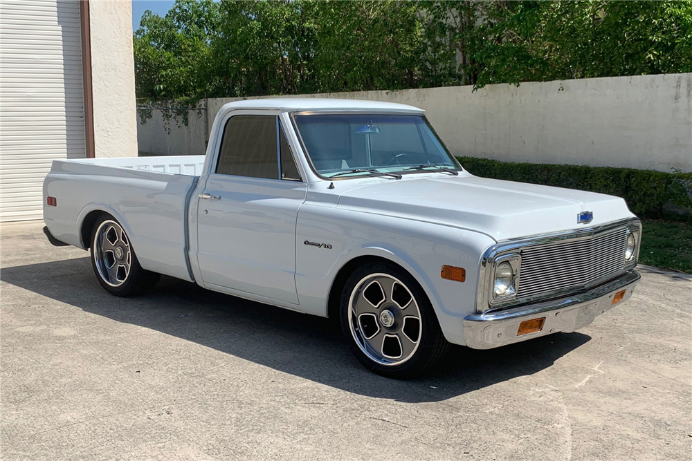 1970 CHEVROLET C10 CUSTOM PICKUP - Front 3/4 - 230495