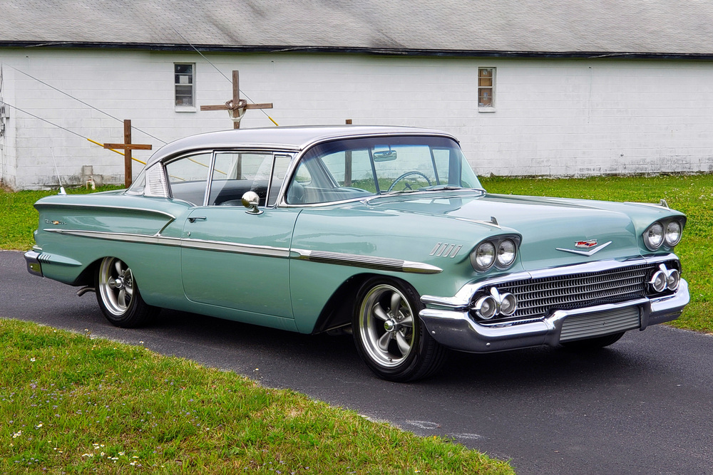 1958 CHEVROLET BEL AIR CUSTOM COUPE - Front 3/4 - 230605