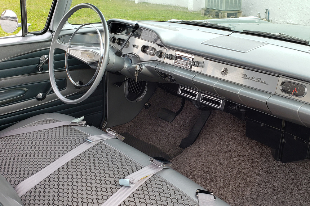 1958 CHEVROLET BEL AIR CUSTOM COUPE - Interior - 230605