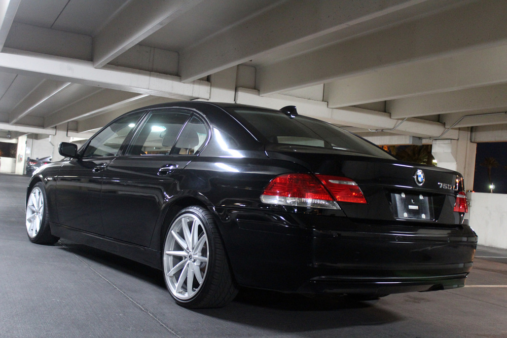 2008 BMW 750Li - Rear 3/4 - 231127