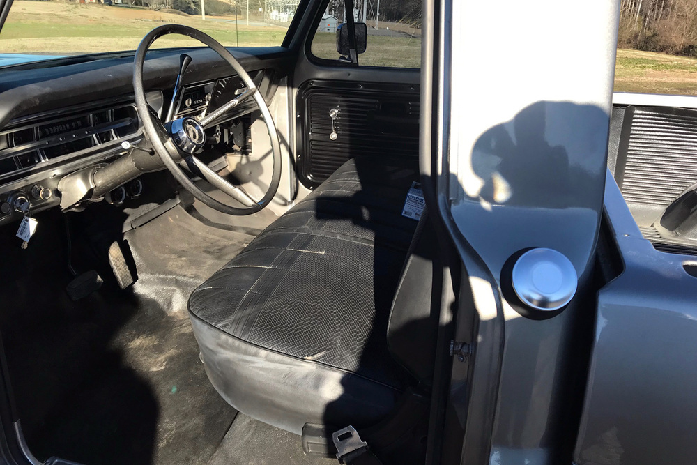 1970 FORD F-100 CUSTOM PICKUP - Interior - 231255