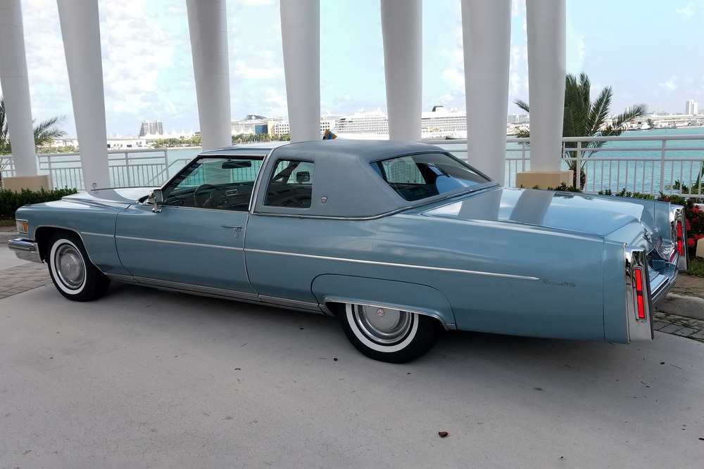 1976 CADILLAC DE VILLE - Rear 3/4 - 231268