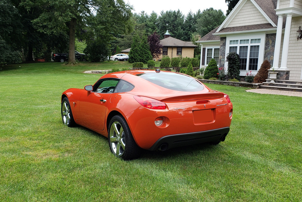 2009 PONTIAC SOLSTICE GXP - Rear 3/4 - 231368