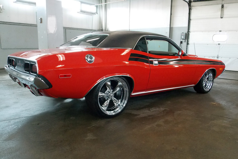 1973 DODGE CHALLENGER - Rear 3/4 - 231795