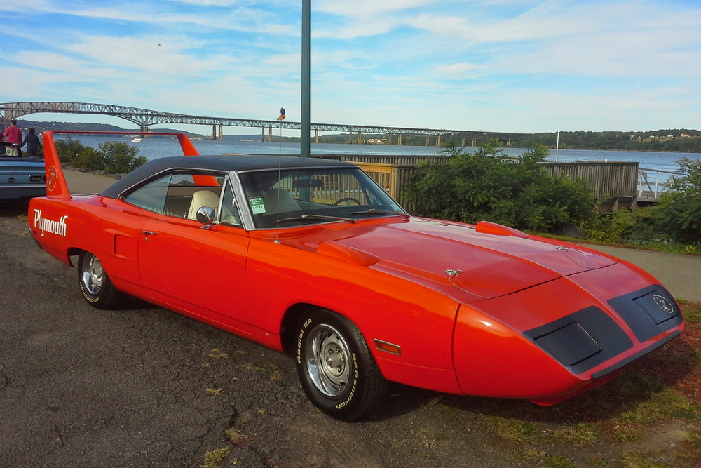 1970 plymouth road runner superbird