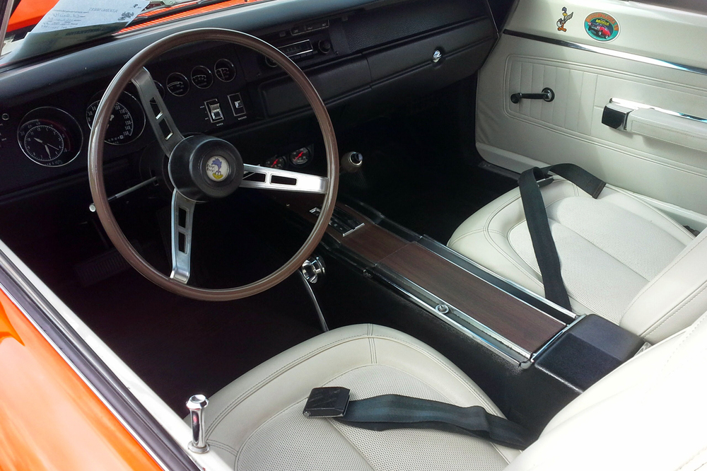 1970 PLYMOUTH ROAD RUNNER SUPERBIRD - Interior - 231799