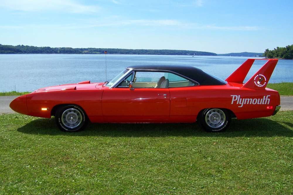 1970 PLYMOUTH ROAD RUNNER SUPERBIRD - Side Profile - 231799