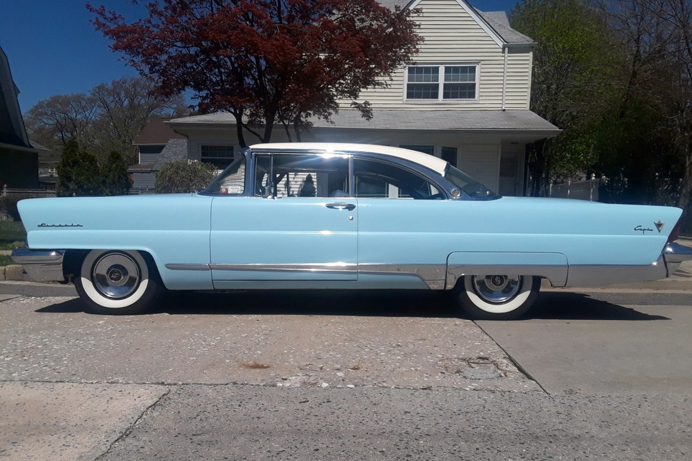 1956 LINCOLN CAPRI - Side Profile - 231827