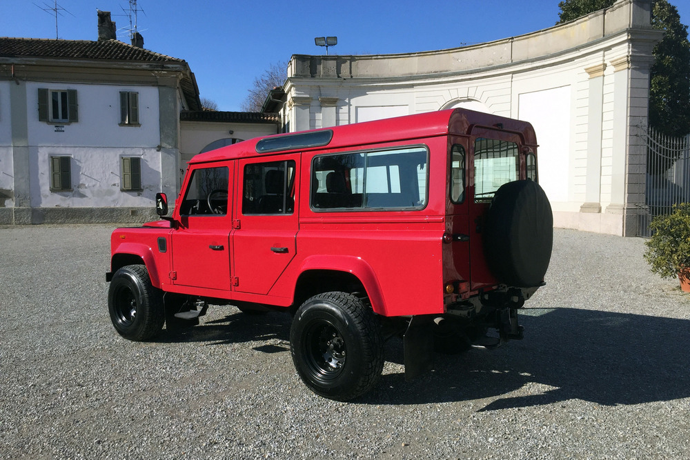Barrett Jackson 2019 Land Rover Defender