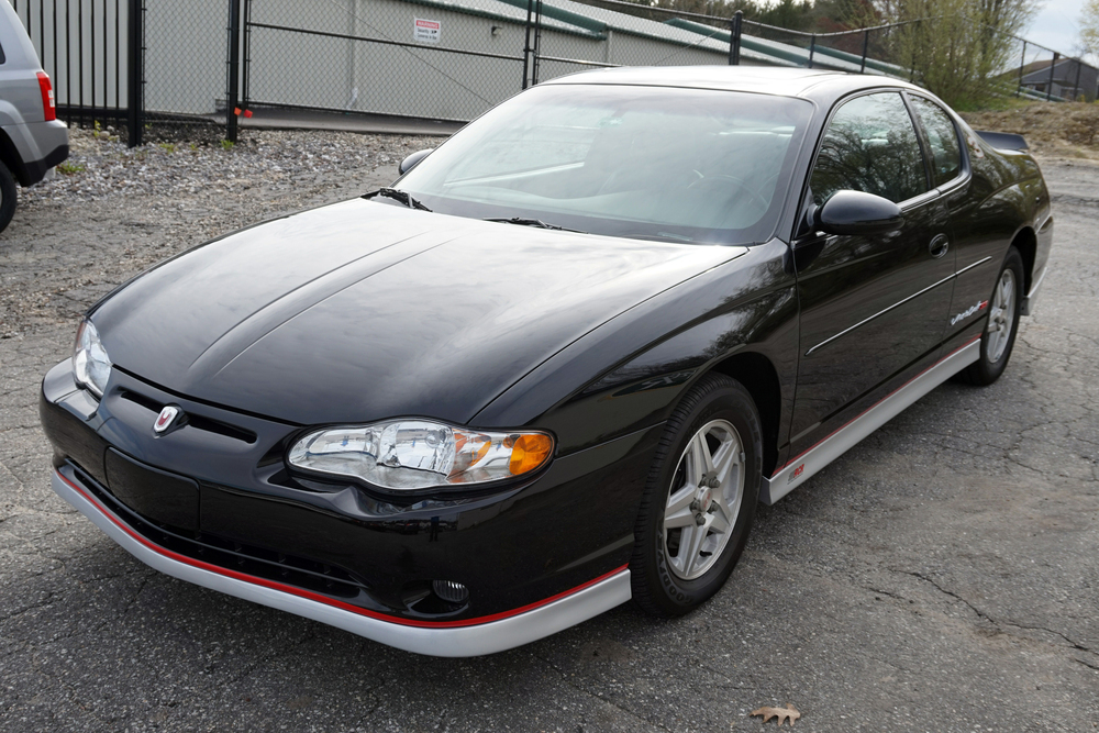 2002 CHEVROLET MONTE CARLO DALE EARNHARDT JR EDITION - Front 3/4 - 231978