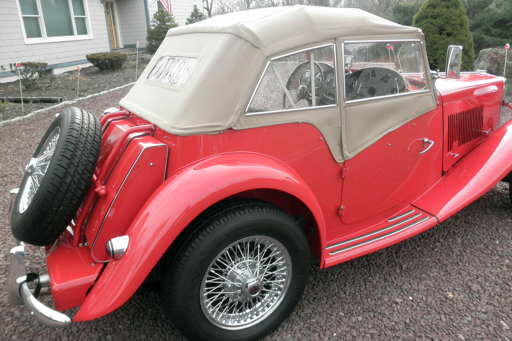 1953 MG TD ROADSTER - Rear 3/4 - 232000
