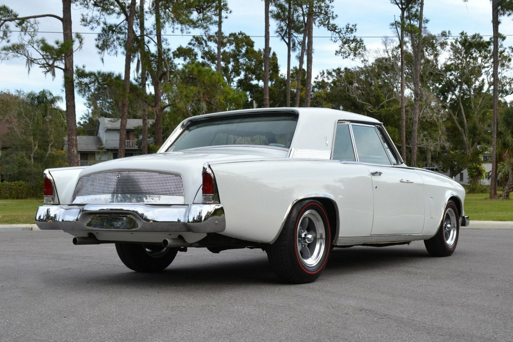1962 STUDEBAKER GT HAWK - Rear 3/4 - 232038
