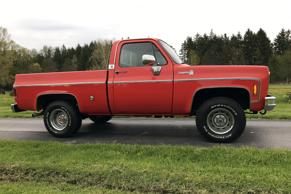 1976 CHEVROLET CHEYENNE PICKUP - Side Profile - 232074