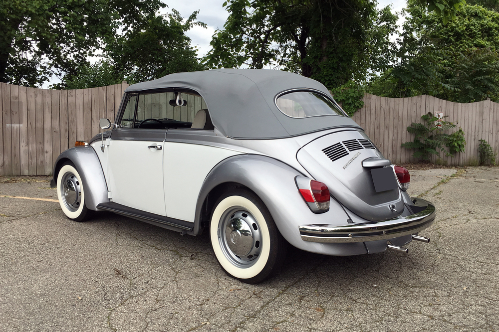 1970 VOLKSWAGEN BEETLE CONVERTIBLE - Rear 3/4 - 232183