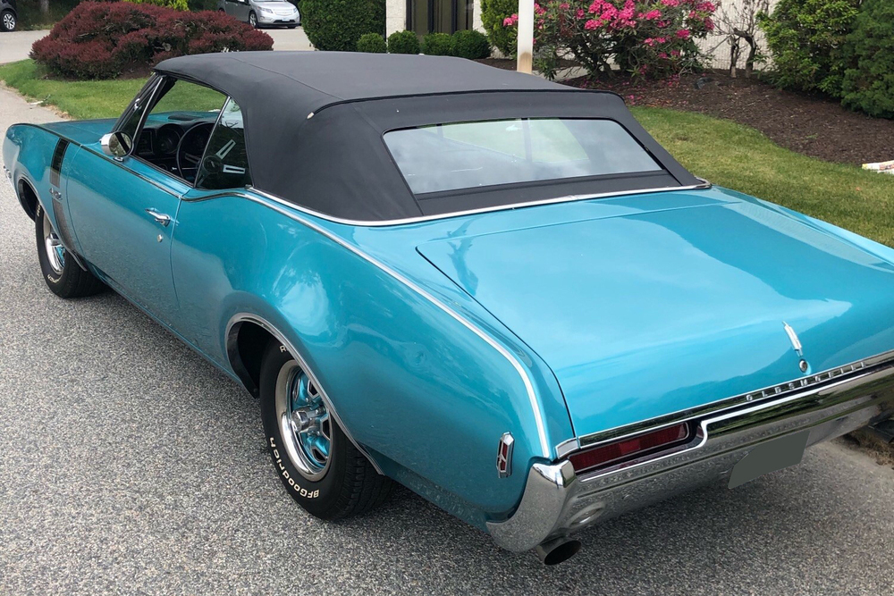 1968 OLDSMOBILE CUTLASS 442 CONVERTIBLE - Rear 3/4 - 232220