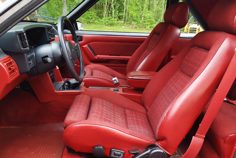 1987 FORD MUSTANG GT - Interior - 232295