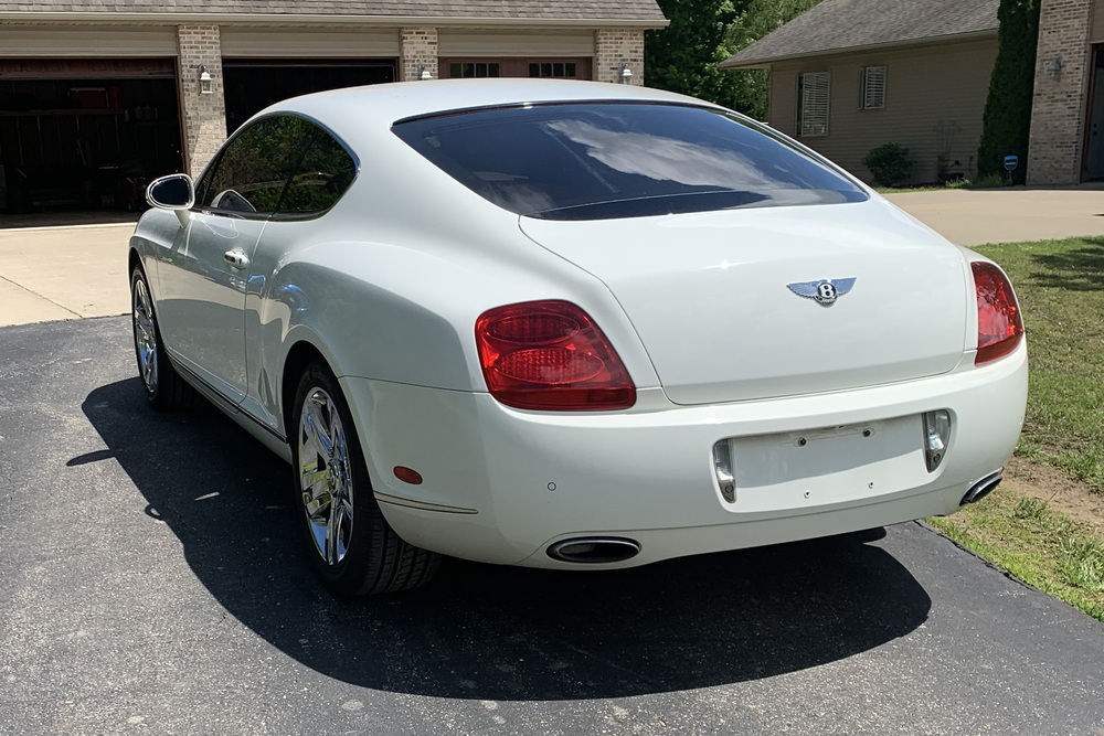 2009 BENTLEY CONTINENTAL GT - Rear 3/4 - 232301