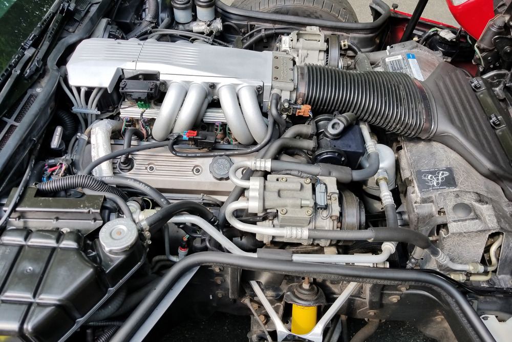 1991-chevrolet-corvette-350-245-convertible-engine-232331