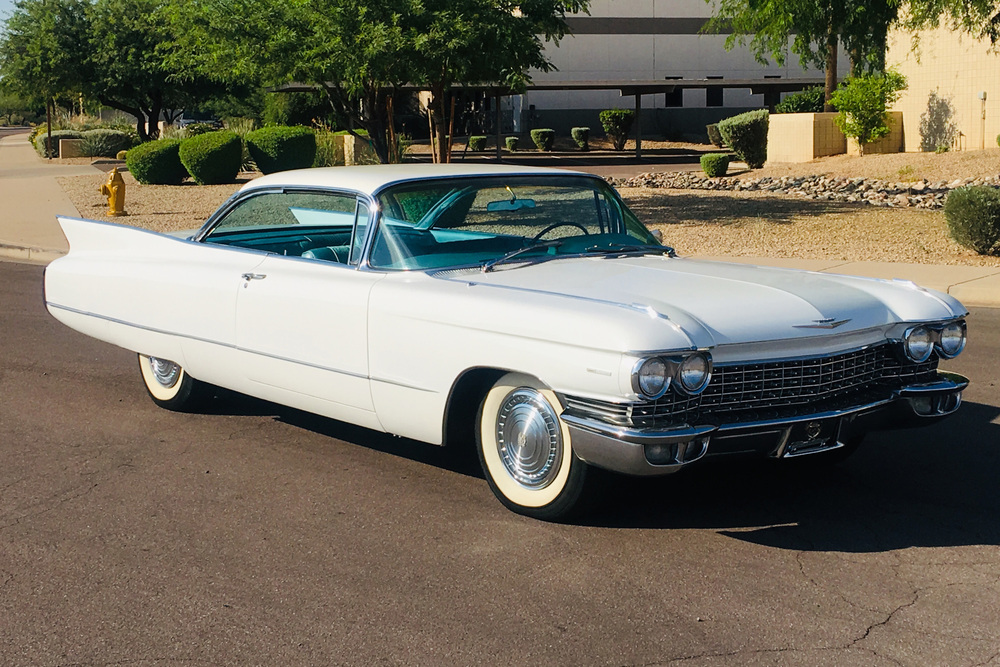 1960 CADILLAC SERIES 62 - Front 3/4 - 232374