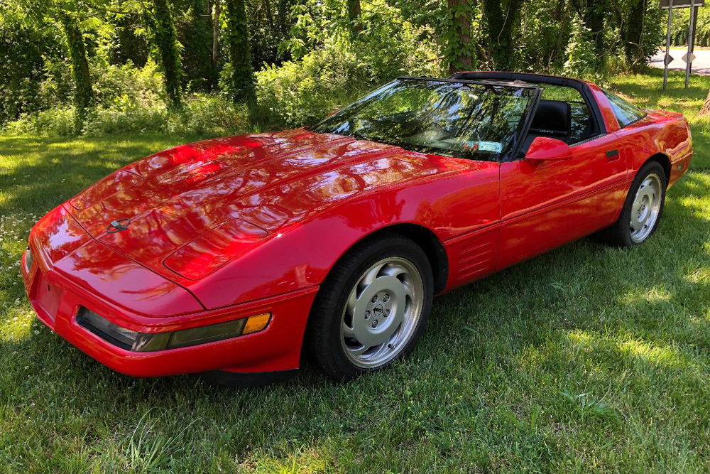 1992 CHEVROLET CORVETTE LT1 - Front 3/4 - 232909