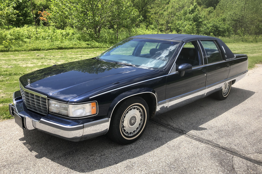 Cadillac Fleetwood Brougham 1996