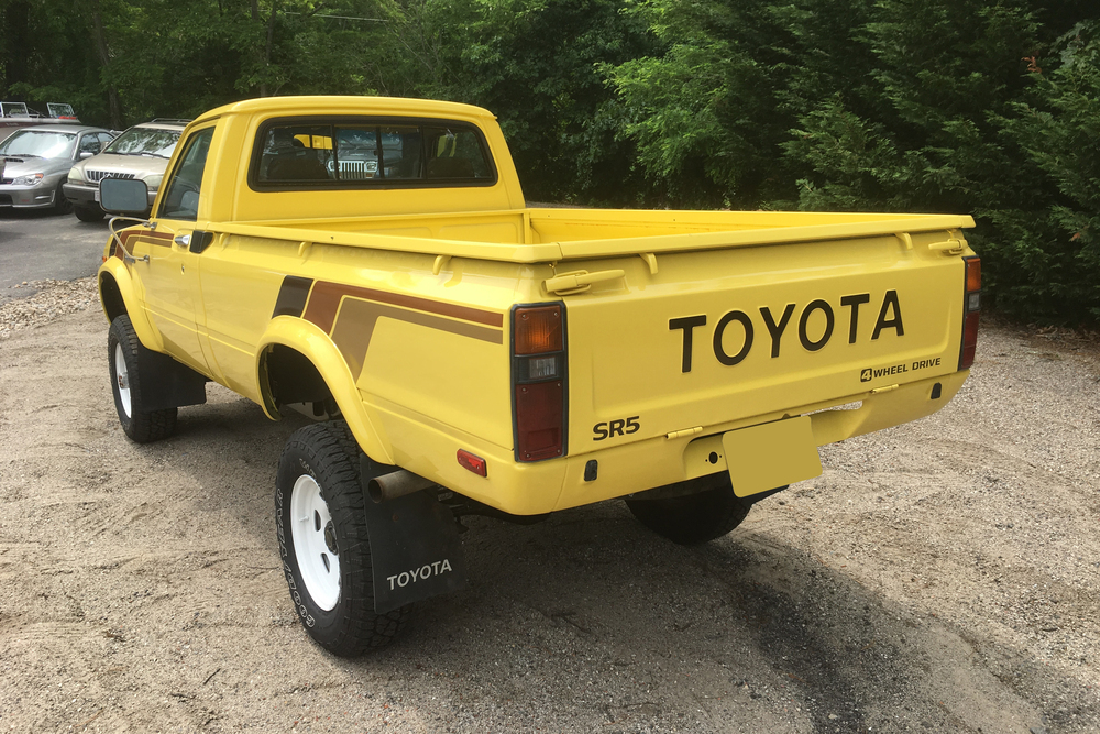 1981 TOYOTA SR5 PICKUP - Rear 3/4 - 233134