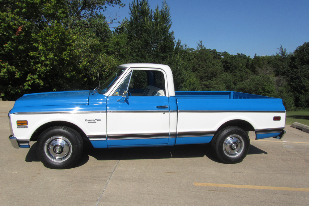 1972 CHEVROLET C10 CUSTOM DELUXE PICKUP - Side Profile - 233799