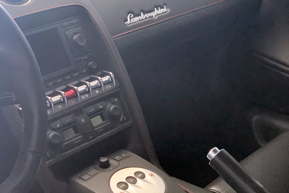 2014 LAMBORGHINI GALLARDO - Interior - 233952