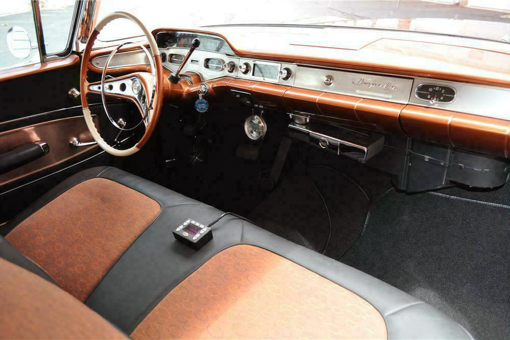 1958 CHEVROLET IMPALA CUSTOM COUPE - Interior - 233983