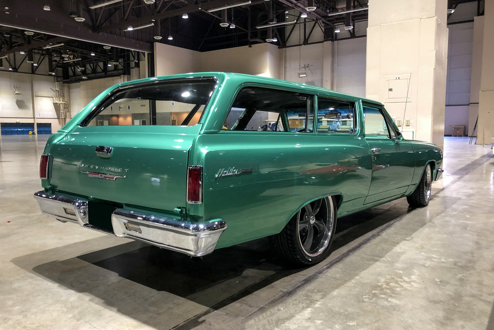 1965 CHEVROLET CHEVELLE CUSTOM WAGON - Rear 3/4 - 234002