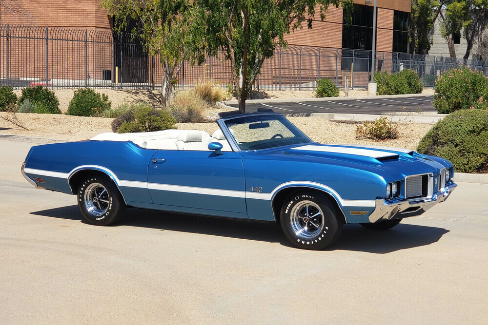 1972 OLDSMOBILE CUTLASS 442 CONVERTIBLE - Front 3/4 - 234401