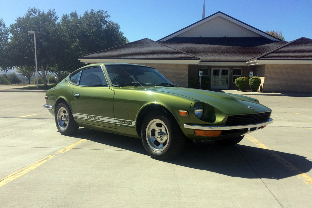1972 DATSUN 240Z - Front 3/4 - 234427