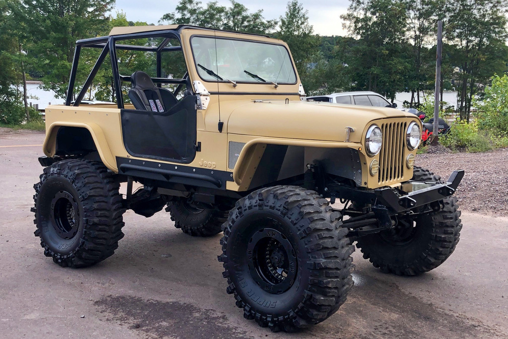 1984 JEEP CJ7 CUSTOM SUV - Front 3/4 - 234445