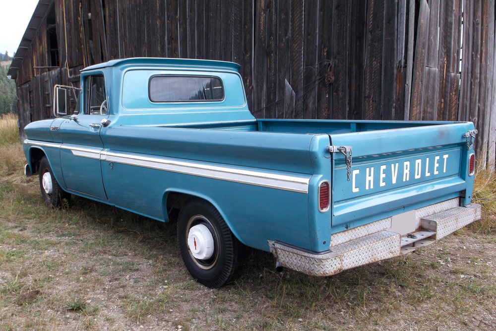 1962 CHEVROLET C20 PICKUP - Rear 3/4 - 235004