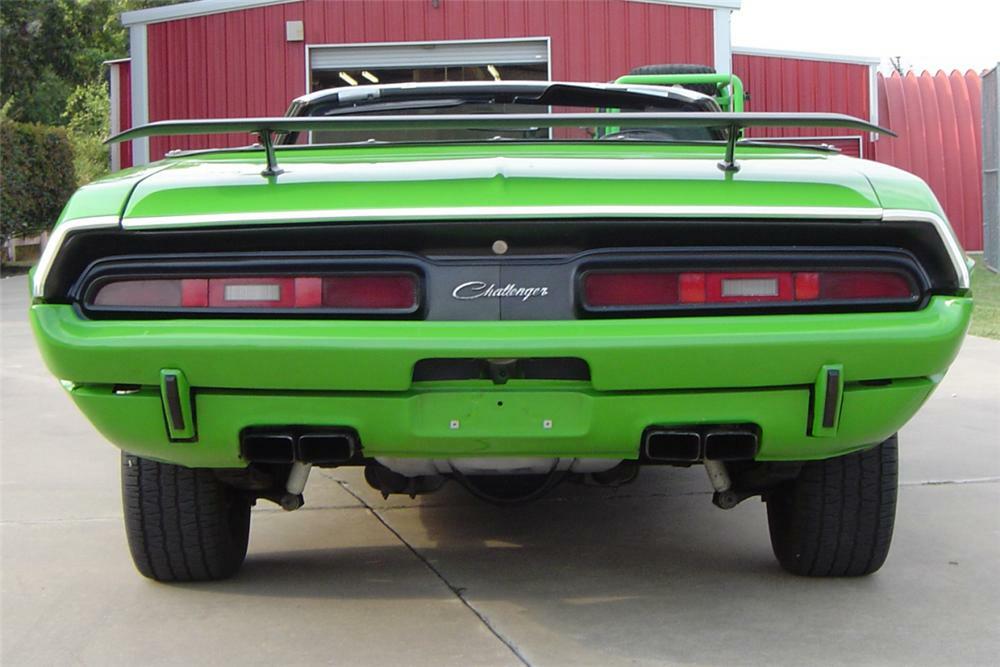 1971 DODGE CHALLENGER CONVERTIBLE - Rear 3/4 - 23512