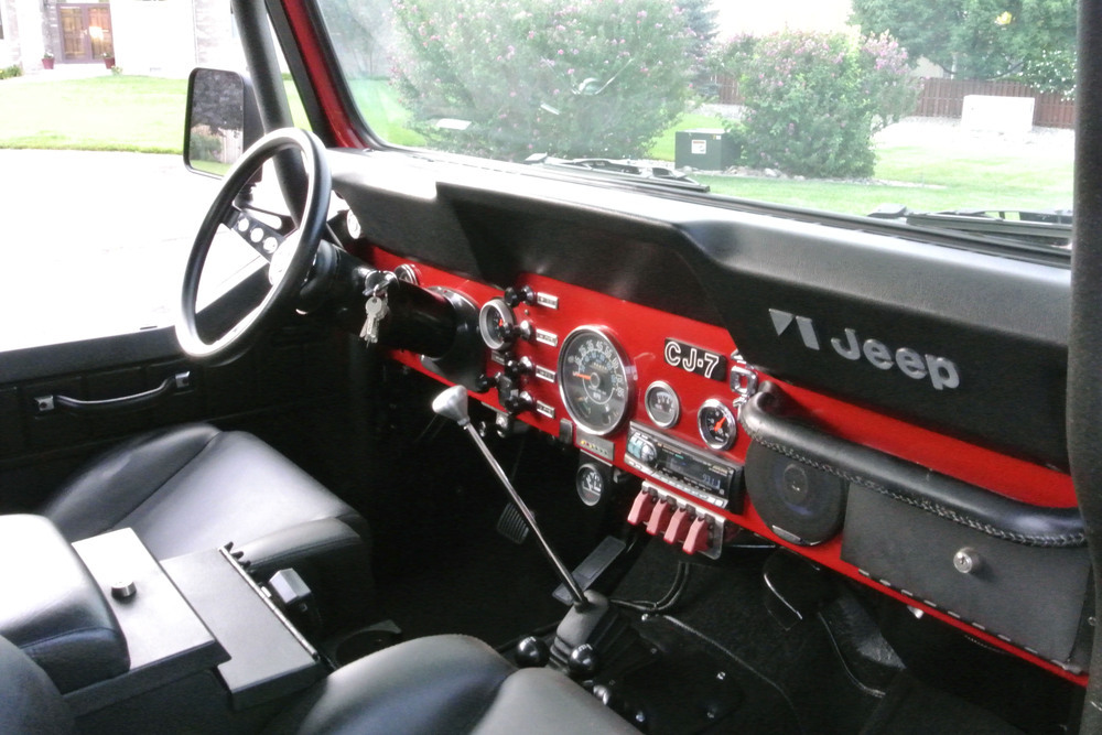 1982 JEEP CJ7 CUSTOM SUV - Interior - 235227