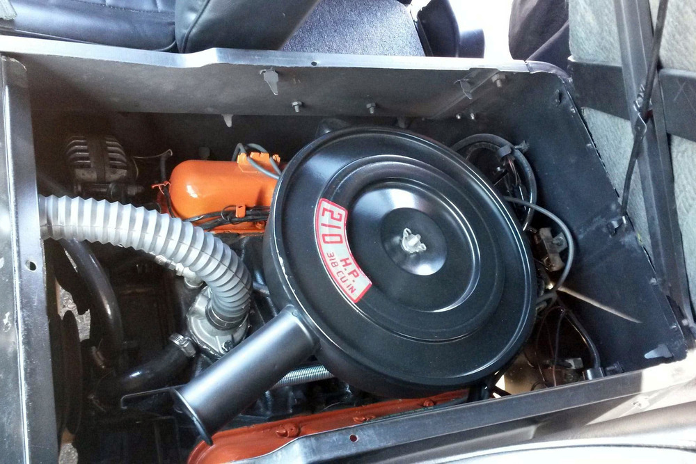 1968 DODGE A100 VAN - Engine - 235293