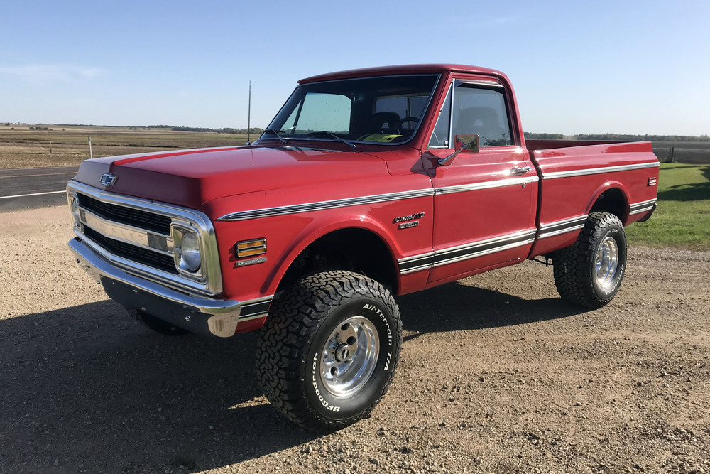 1970 CHEVROLET K10 PICKUP - Front 3/4 - 235880