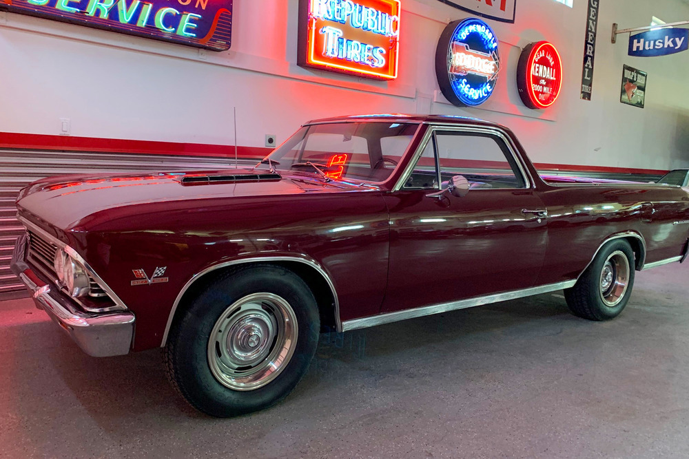 1966 CHEVROLET EL CAMINO SS  - Front 3/4 - 235915