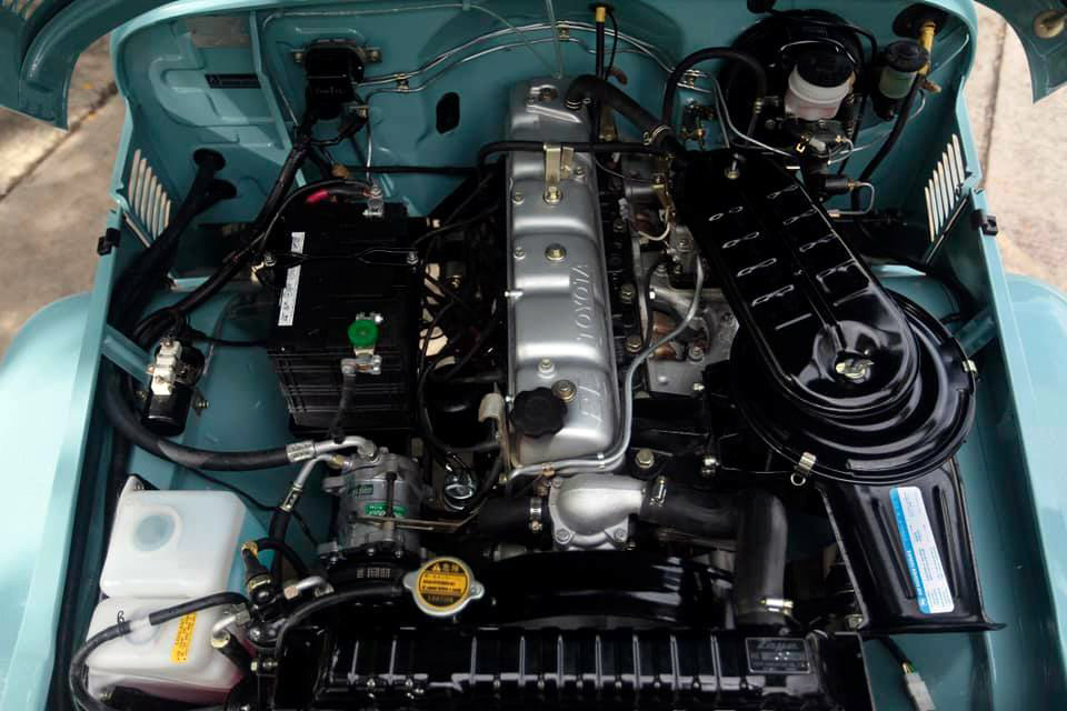 1982 TOYOTA LAND CRUISER FJ45 - Engine - 235988